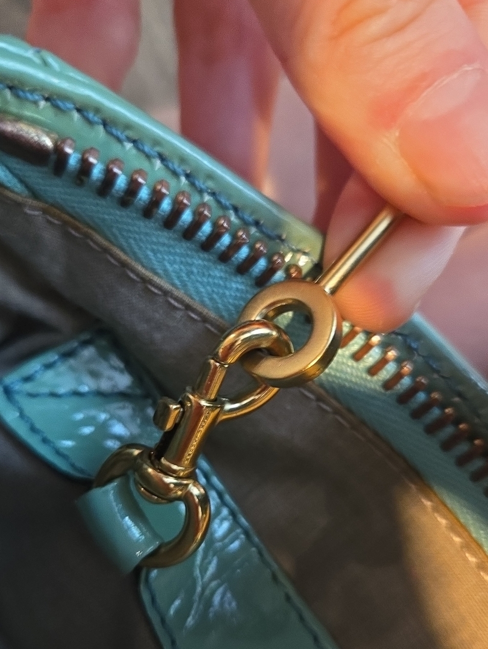 Marc Jacobs Quiled Shoulder Bag - Picture 7 of 16